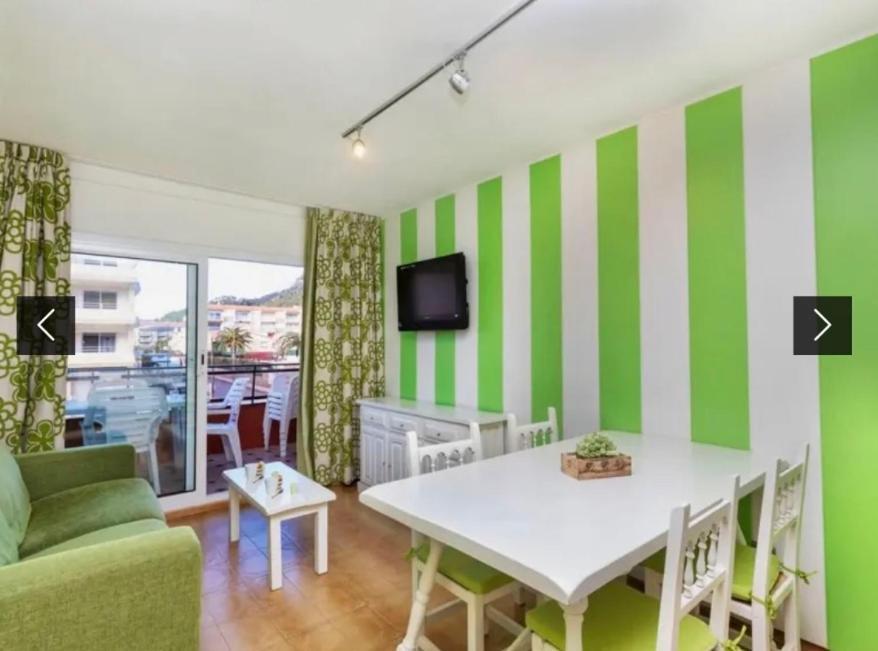 Apartamento Familiar Torroella de Montgrí Exteriör bild
