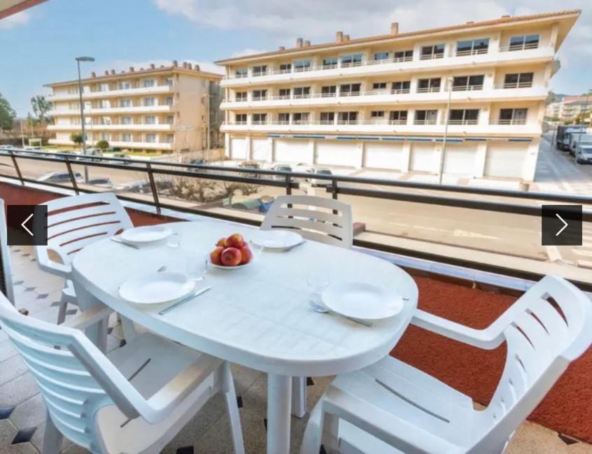 Apartamento Familiar Torroella de Montgrí Exteriör bild