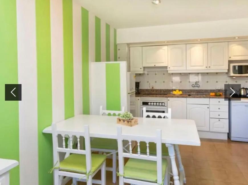 Apartamento Familiar Torroella de Montgrí Exteriör bild